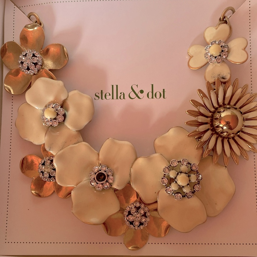 Statement necklace from Stella & Dot.